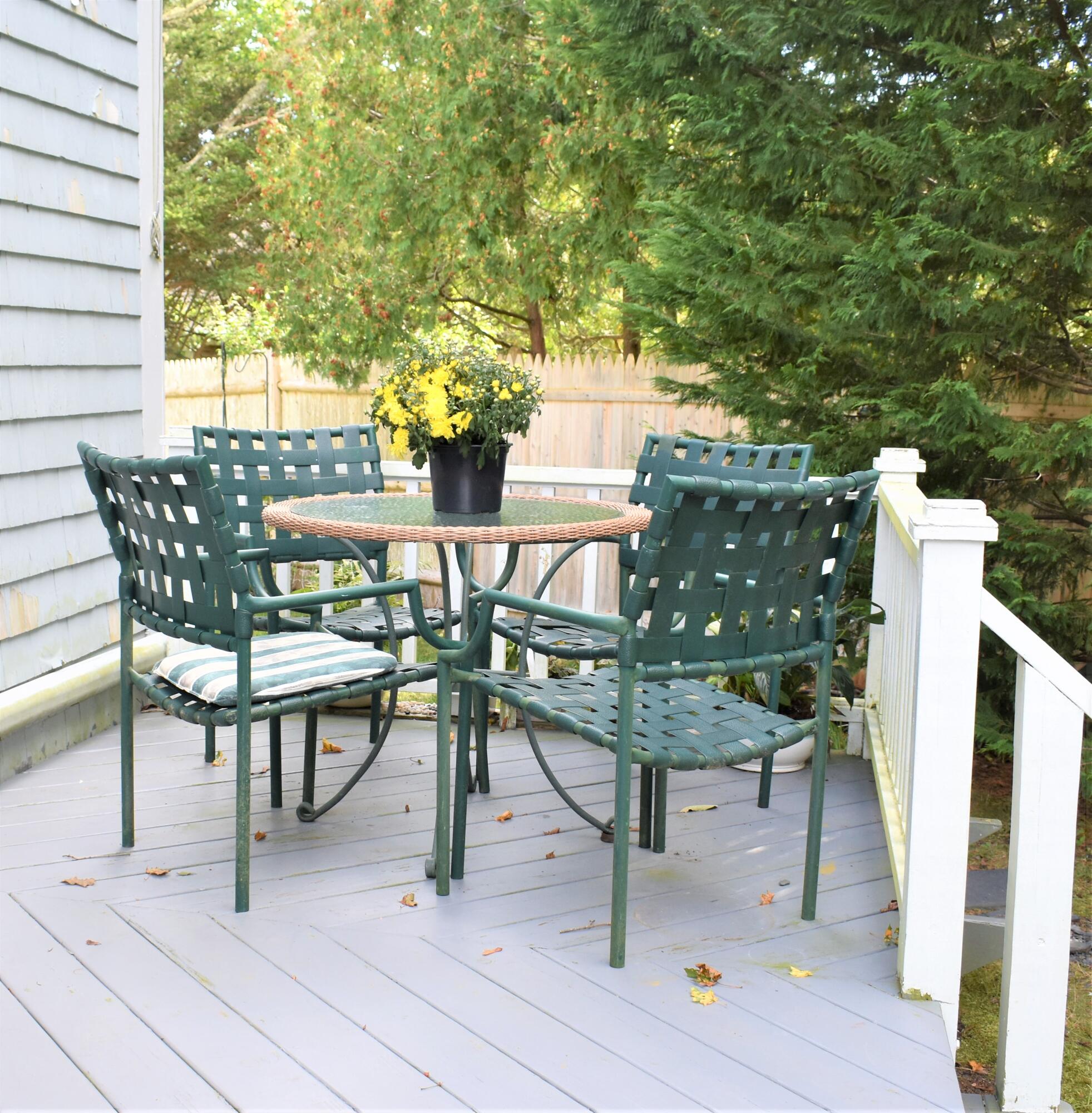 9 Mohegan Lane Yarmouth Port MA 02675