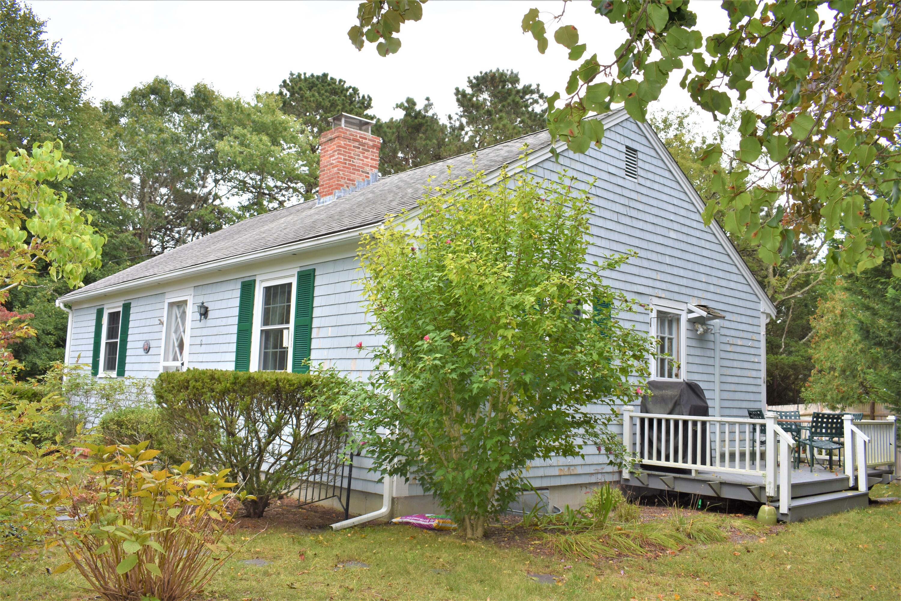 9 Mohegan Lane Yarmouth Port MA 02675