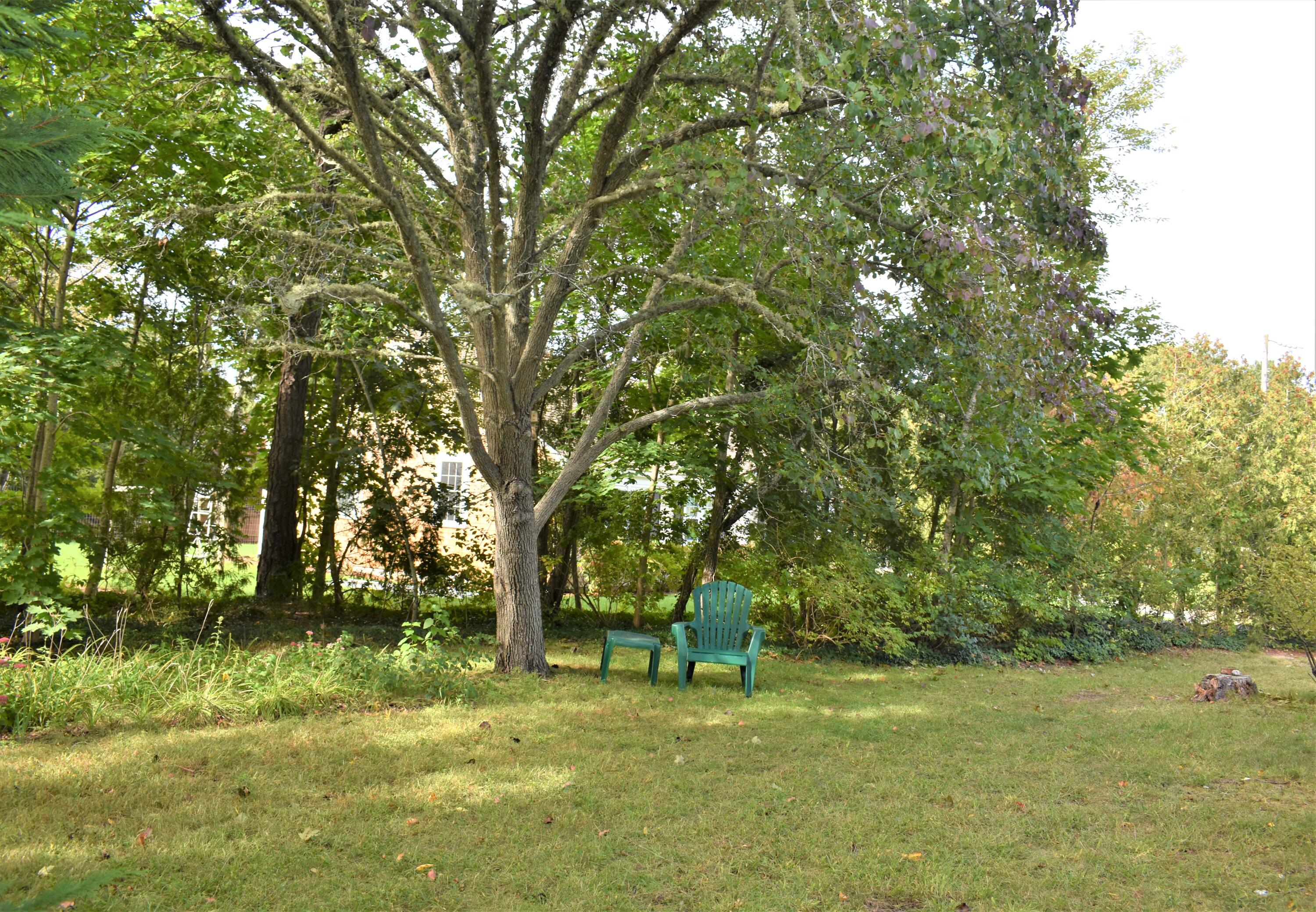 9 Mohegan Lane Yarmouth Port MA 02675