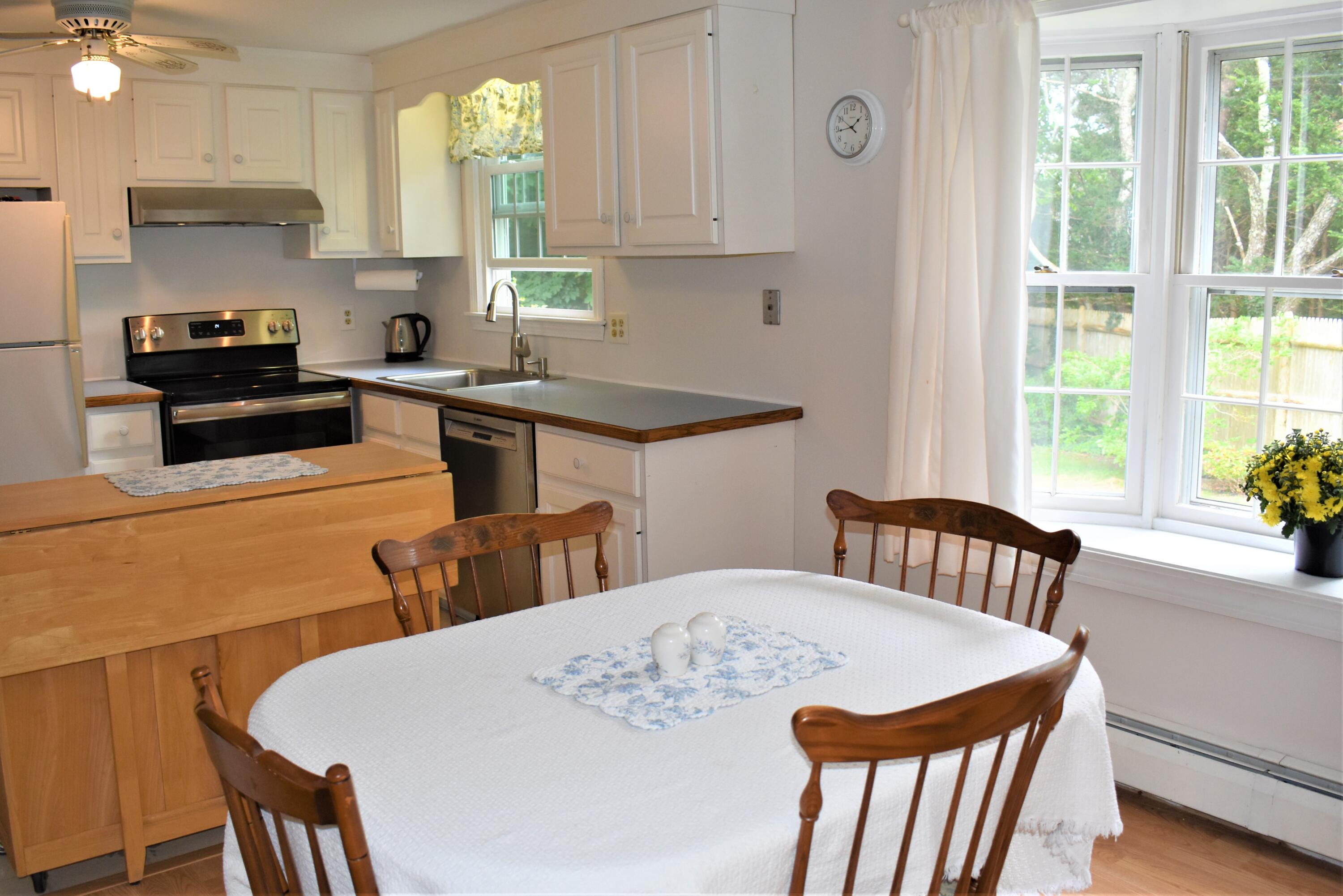 9 Mohegan Lane Yarmouth Port MA 02675