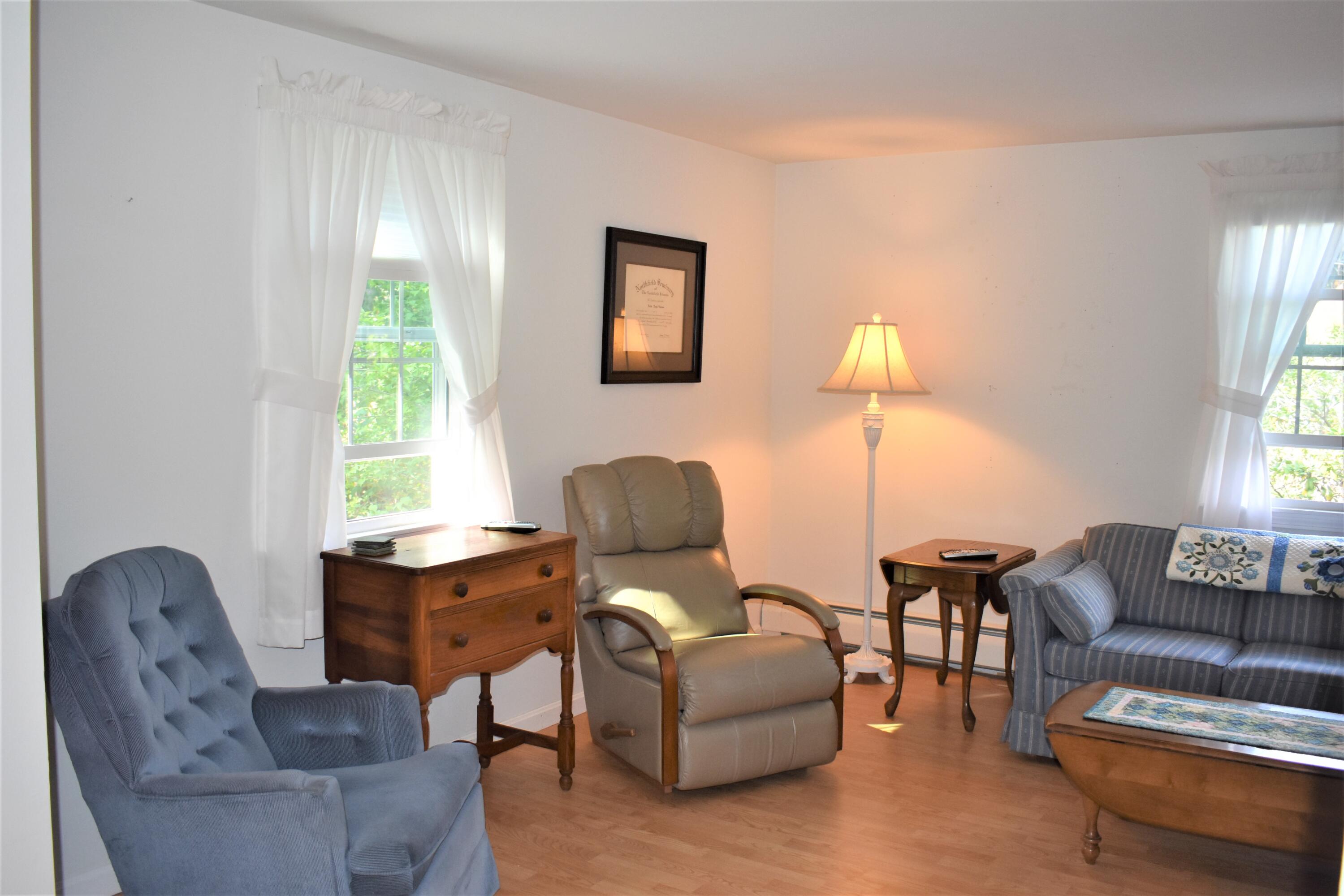 9 Mohegan Lane Yarmouth Port MA 02675