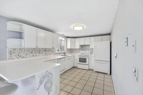 27 Madeline Road Falmouth MA 02536