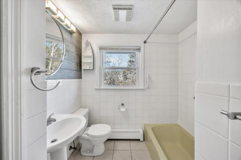 27 Madeline Road Falmouth MA 02536