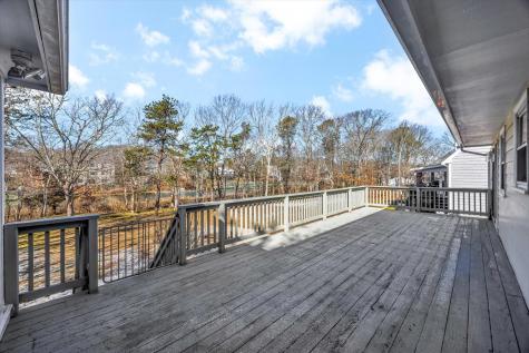 27 Madeline Road Falmouth MA 02536