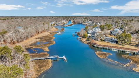 27 Madeline Road Falmouth MA 02536
