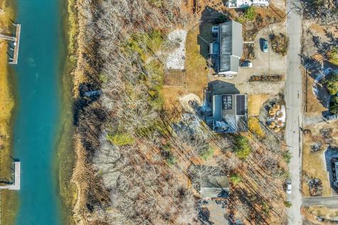 27 Madeline Road Falmouth MA 02536