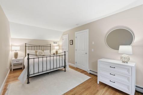 42 Overlook Circle Falmouth MA 02536