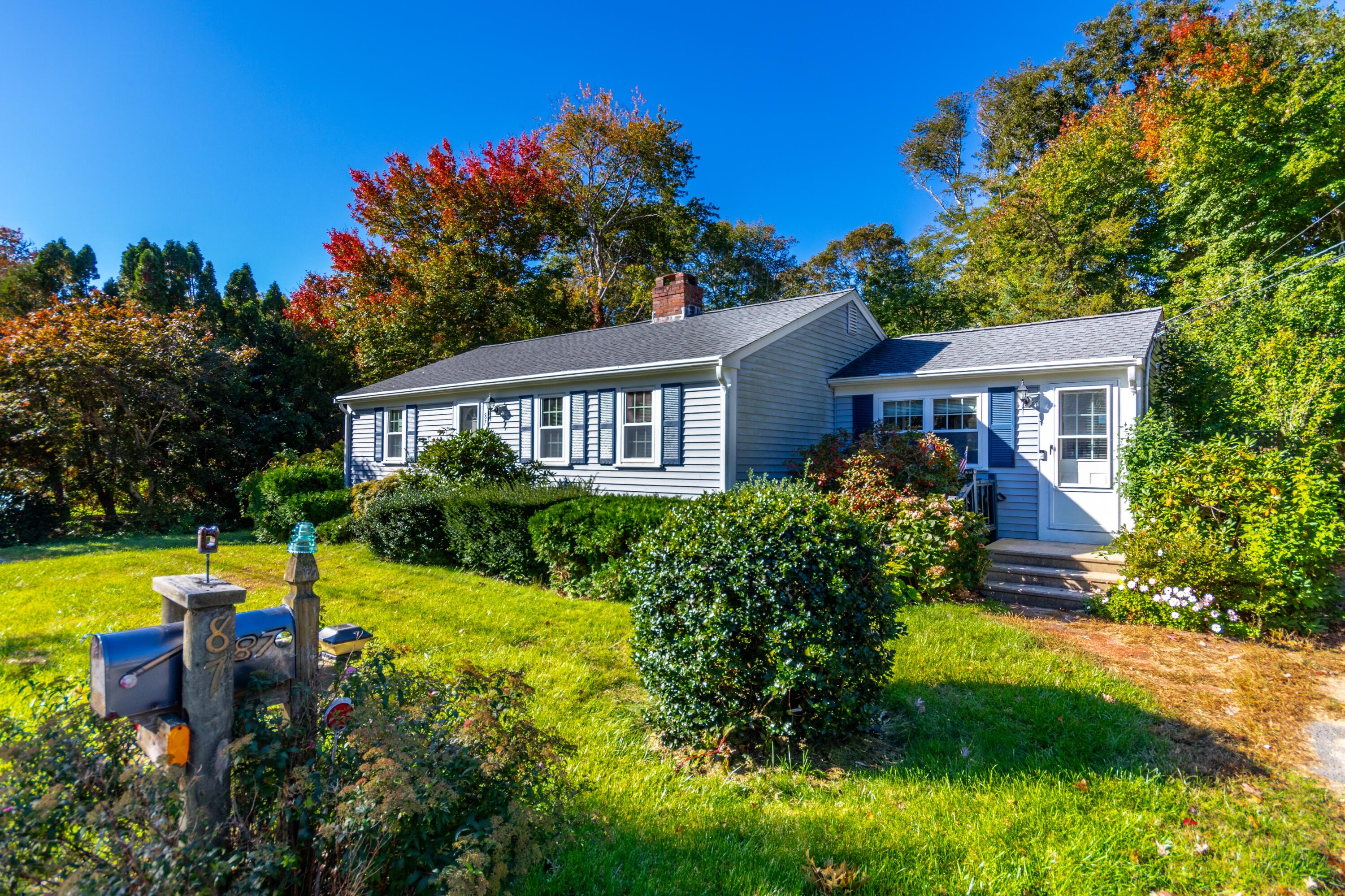 87 Straightway Hyannis MA 02601