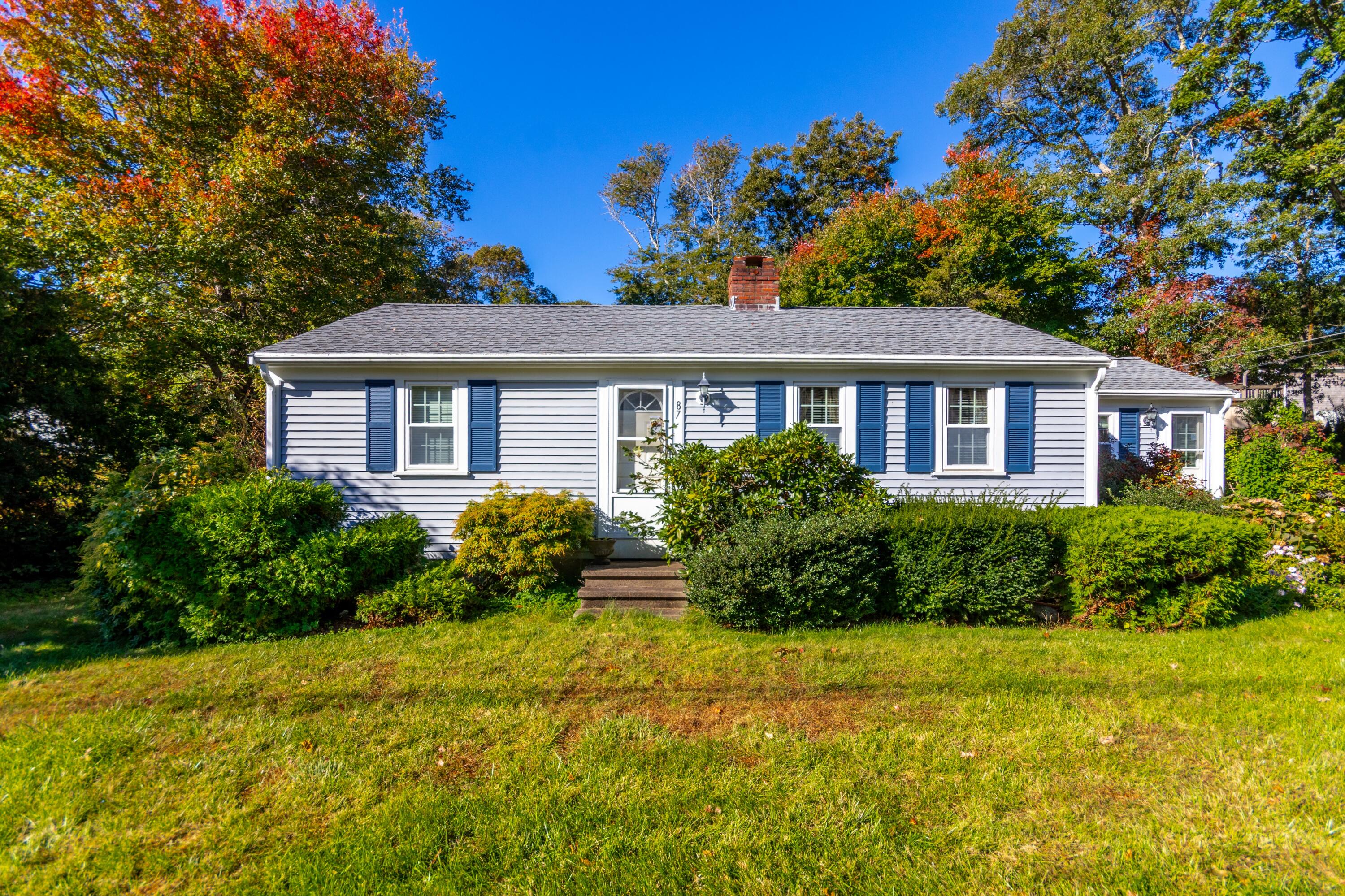 87 Straightway Hyannis MA 02601