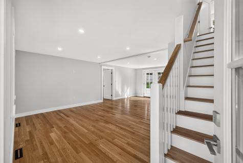 94 Liam Lane Centerville MA 02632