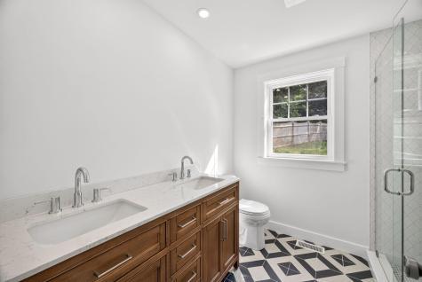 94 Liam Lane Centerville MA 02632