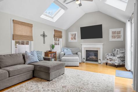 1 Anthony's Way Mashpee MA 02649