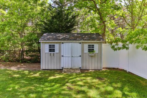 1 Anthony's Way Mashpee MA 02649