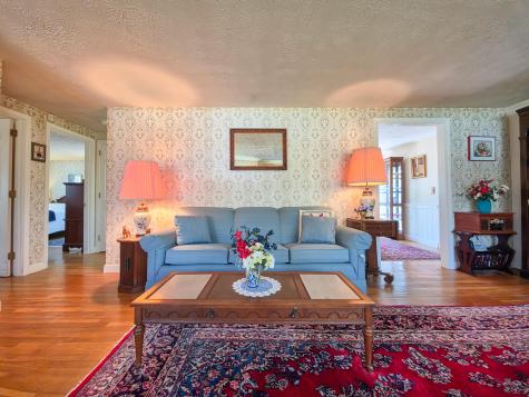 7 Linnell Lane Yarmouth MA 02675