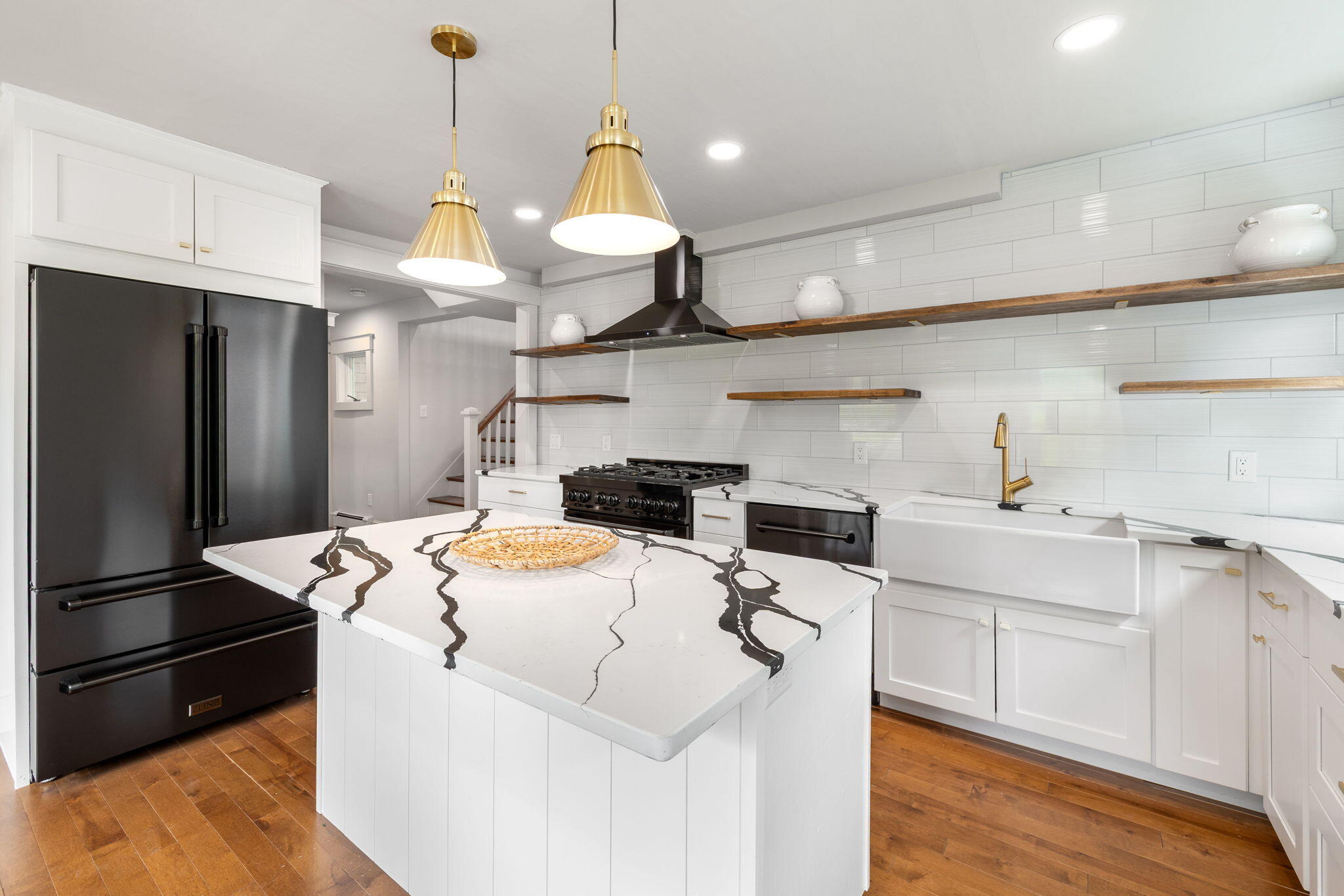 1180 Main Street Cotuit MA 02635