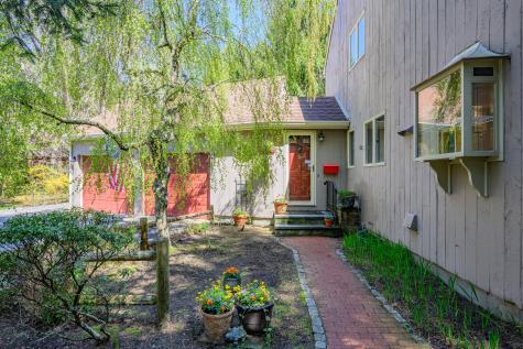 105 Nelson Lane Barnstable MA 02648