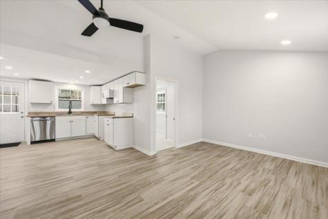 9 Blissful Lane Wareham MA 02538