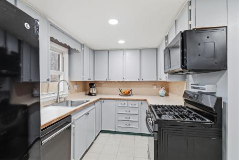 66 Arrowhead Drive Barnstable MA 02601