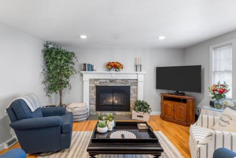 36 Grouse Lane Barnstable MA 02601