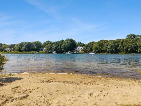 21 Harborview Drive East Falmouth MA 02536