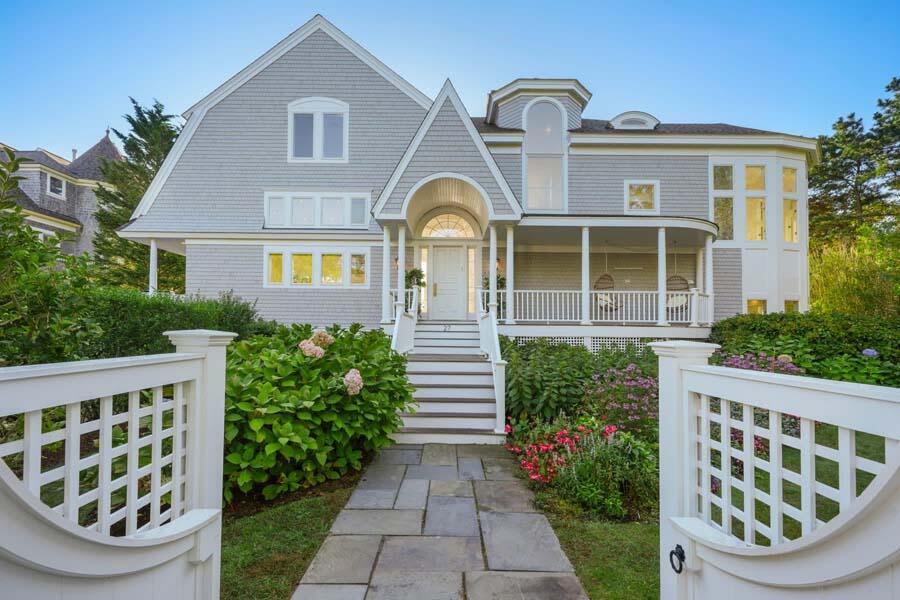 27 Ocean Bluff Drive Mashpee MA 02649