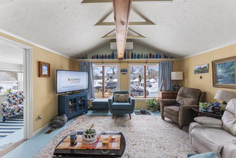 24 East Road Mashpee MA 02649