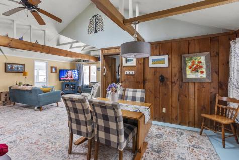 24 East Road Mashpee MA 02649