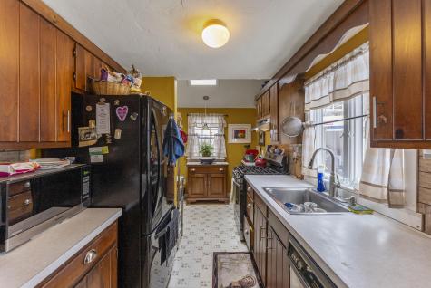 24 East Road Mashpee MA 02649