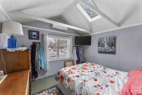 24 East Road Mashpee MA 02649