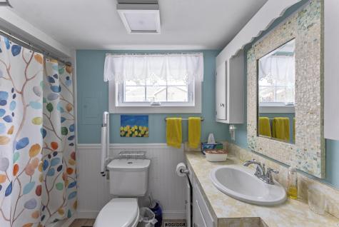 24 East Road Mashpee MA 02649