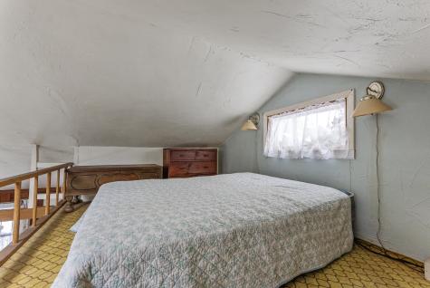 24 East Road Mashpee MA 02649