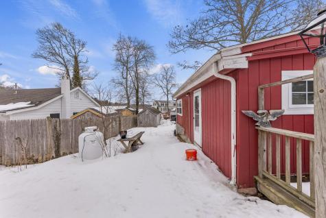 24 East Road Mashpee MA 02649