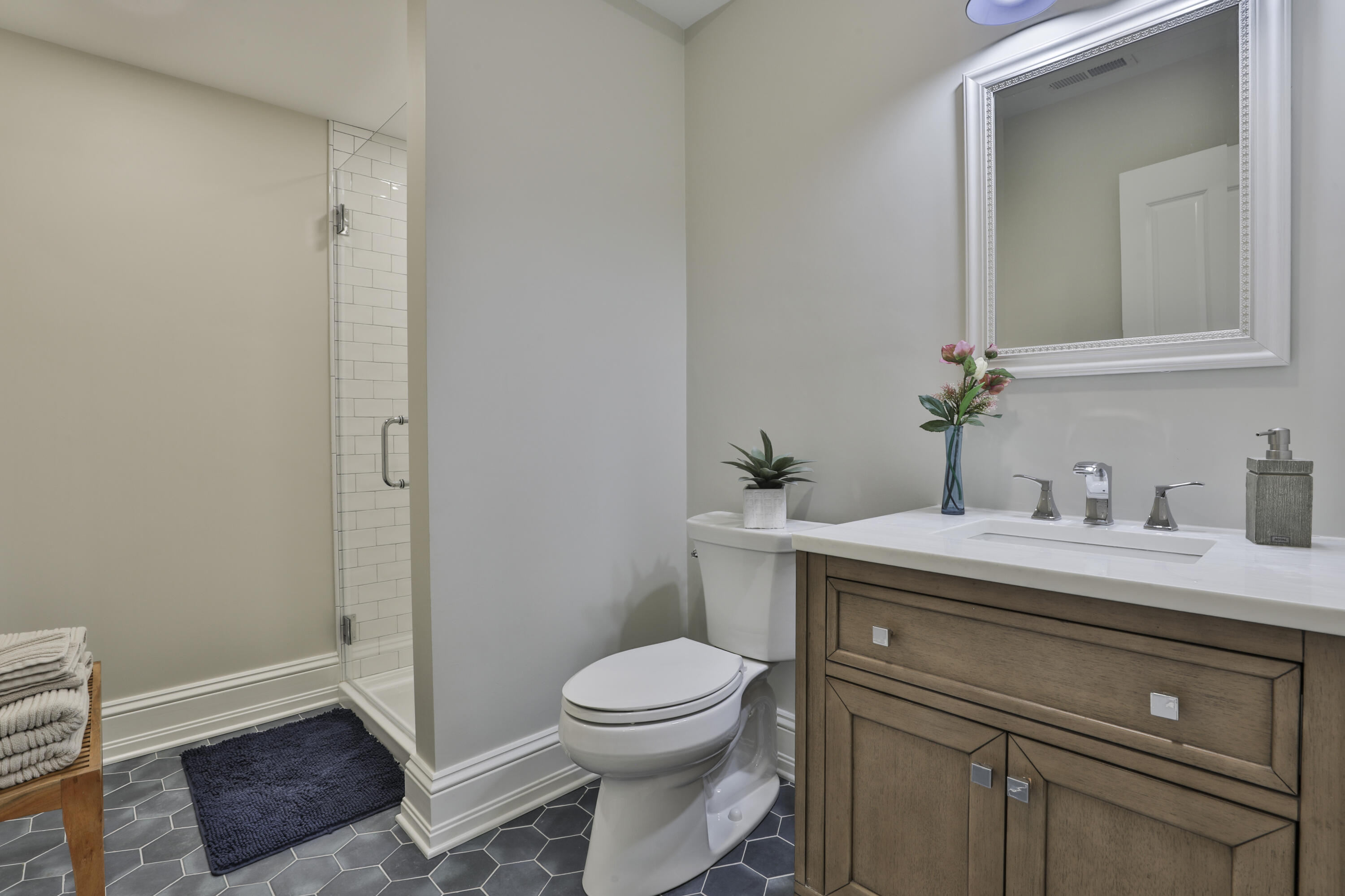 5 Coastline Drive Mashpee MA 02649