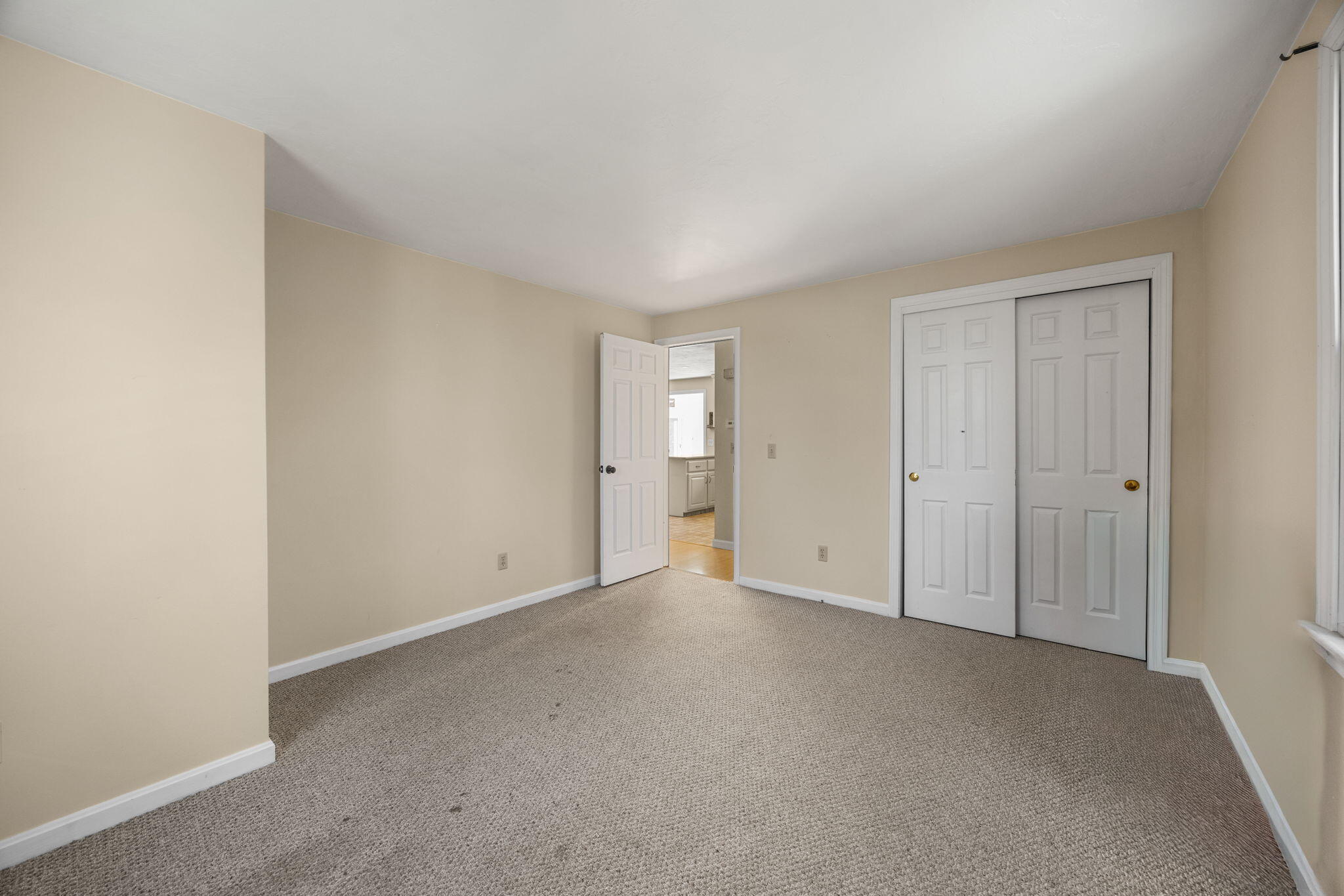 171 Weir Road Yarmouth MA 02675
