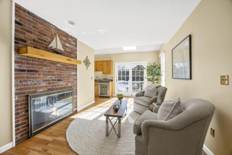 86 Greenland Circle Dennis MA 02641