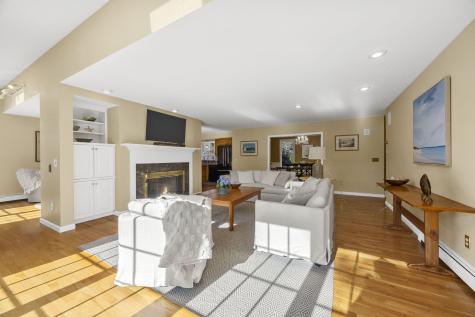 86 Greenland Circle Dennis MA 02641