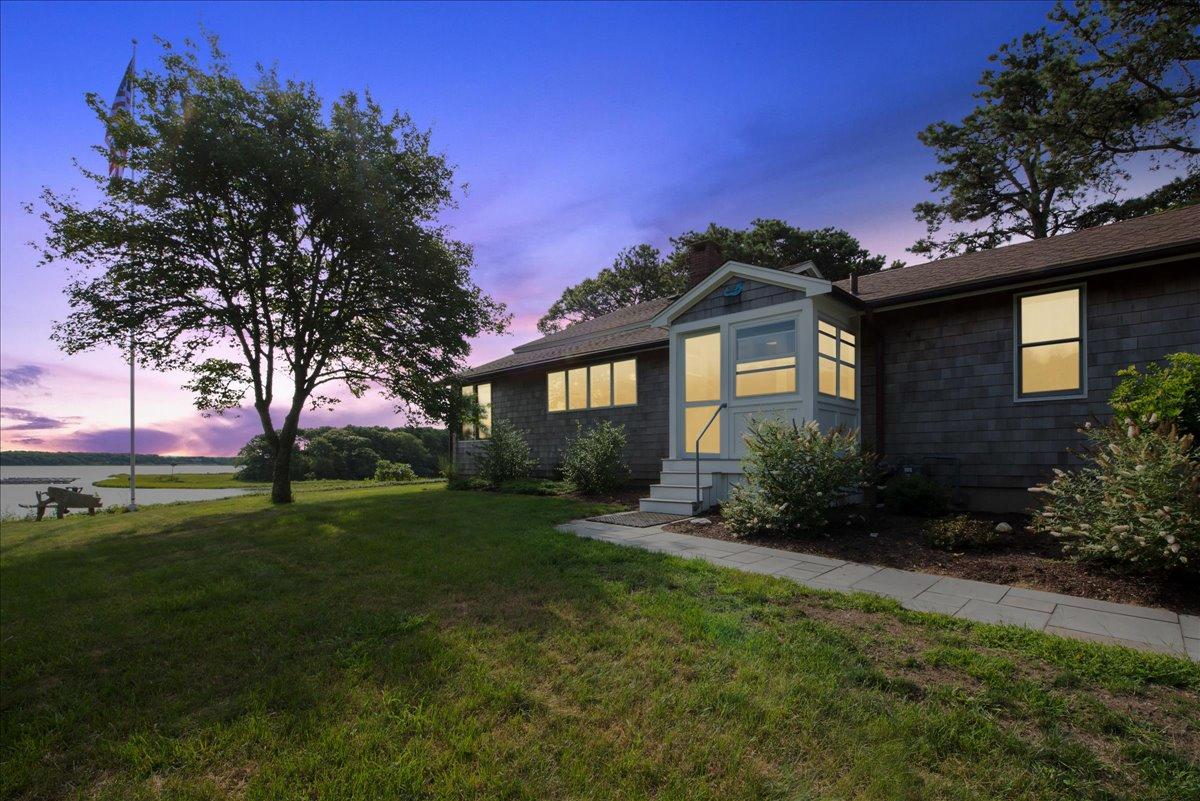 124 Seapit Road Falmouth MA 02536