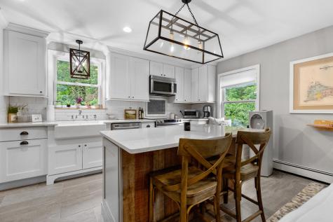 24 Moon Compass Lane MA 02563