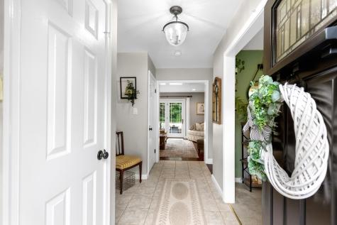 24 Moon Compass Lane MA 02563