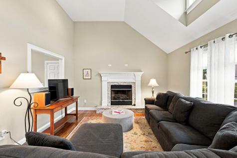 40 Settlers Lane Hyannis MA 02601