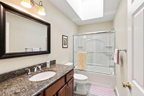40 Settlers Lane Hyannis MA 02601