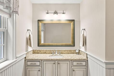40 Settlers Lane Hyannis MA 02601