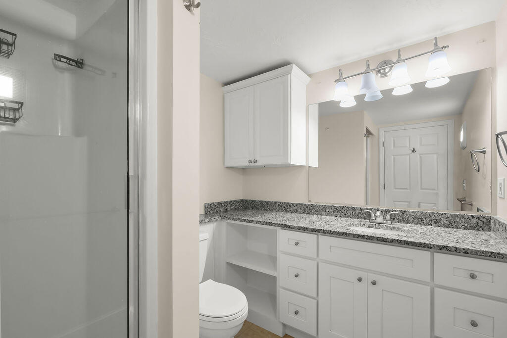 379 Monomoscoy Road Mashpee MA 02649