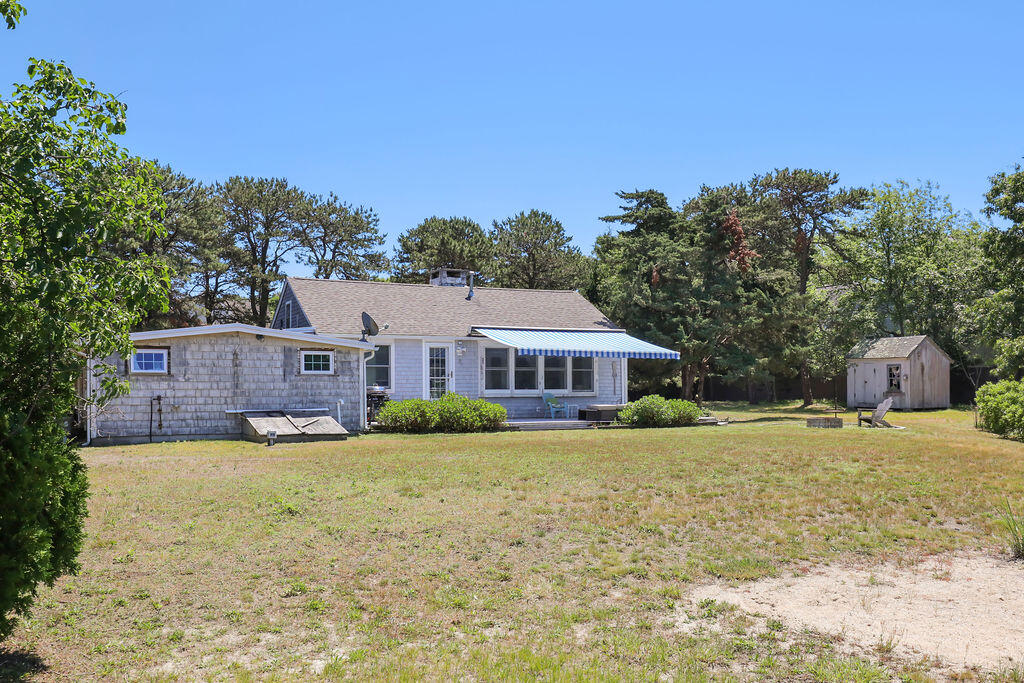 379 Monomoscoy Road Mashpee MA 02649
