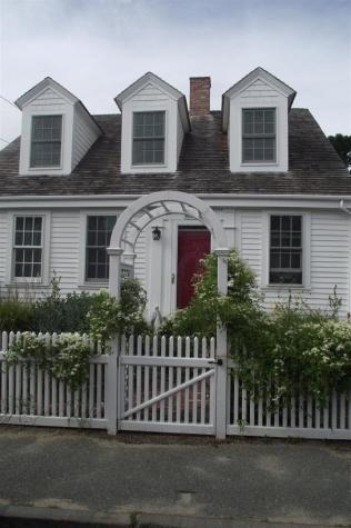 520 Commercial Street MA 02657