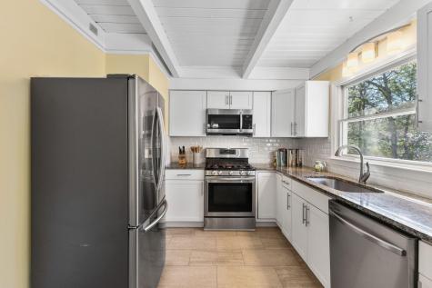 11 White Oak Trail Barnstable MA 02632