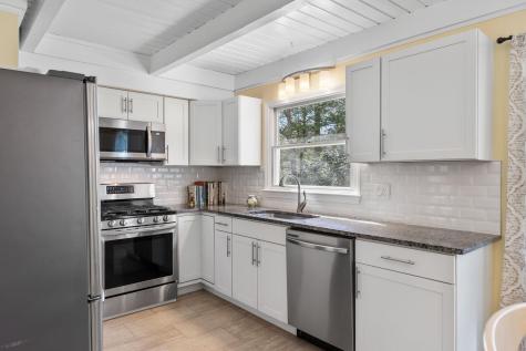 11 White Oak Trail Barnstable MA 02632