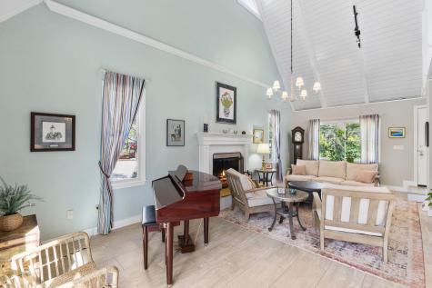 11 White Oak Trail Barnstable MA 02632