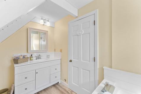 11 White Oak Trail Barnstable MA 02632