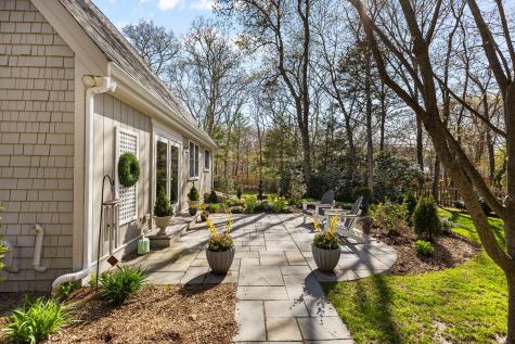 11 White Oak Trail Barnstable MA 02632